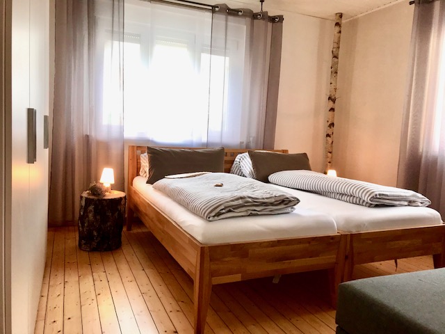 Schlafzimmer Elke Kuhnlein.jpg